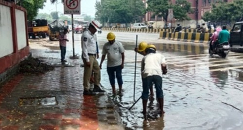 Heavy rain lashes Hyderabad again
