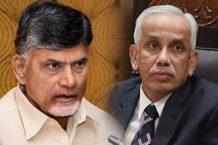 Andhra Pradesh Leaders Express Grief Over Tragic Road Accident in Karnataka