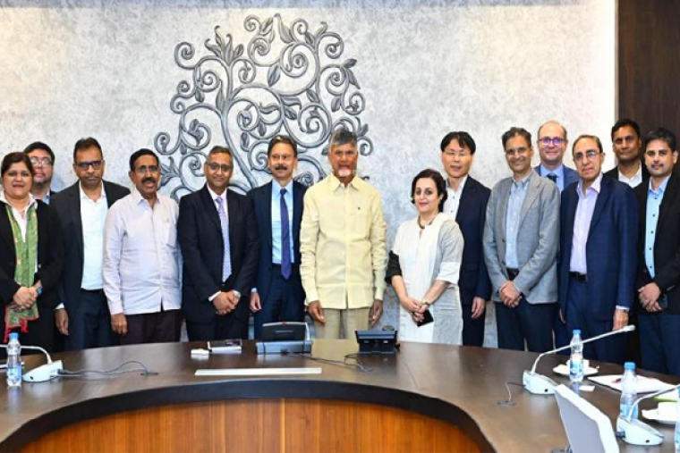 Chandrababu Naidu invites World Bank, ADB to partner in Amaravati development