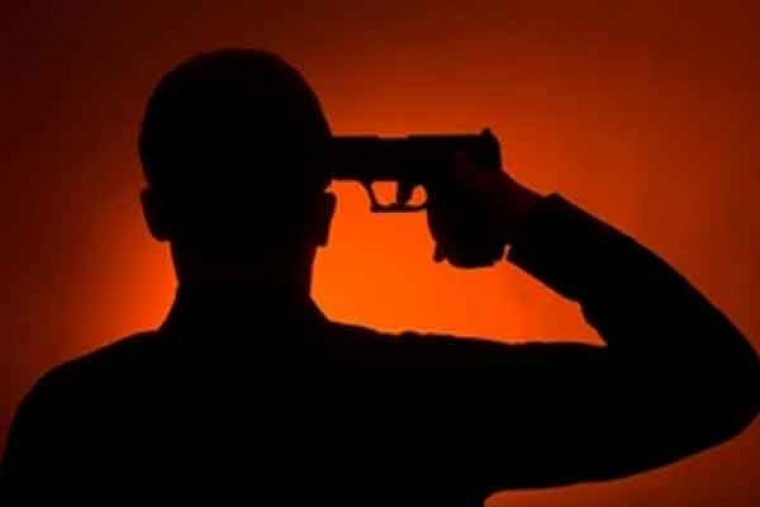 Andhra cop commits suicide in police station