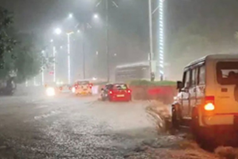 Heavy rain lashes Andhra Pradesh as depression over Bay of Bengal crosses coast