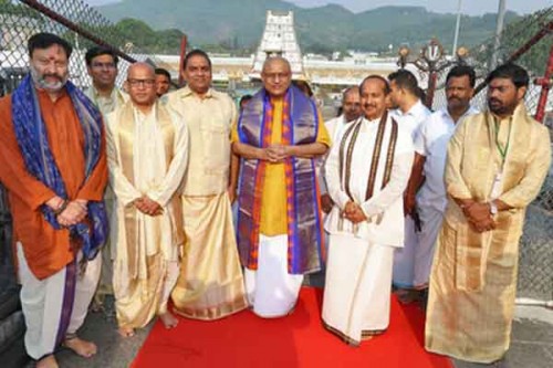 VP Radhakrishnan offers prayers at Tirumala temple