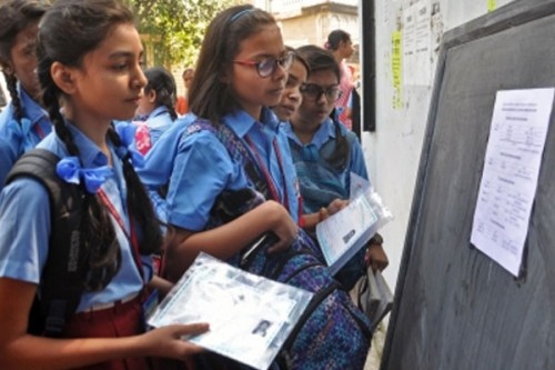 Over 6 lakh students appear for Class 10 exams in Andhra Pradesh