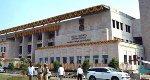 Andhra Pradesh HC asks CID to question ex-minister