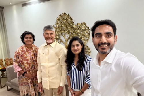 Women's world-cup winning team member Shree Charani calls on CM Naidu