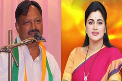 Ex-actress Navneet Kaur-Rana radiates charming confidence in Amravati LS seat, now for BJP
