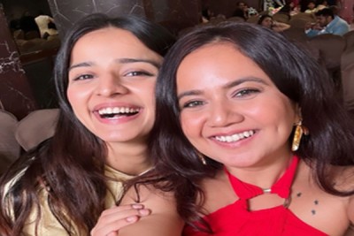 Mahima Makwana reunites with 'Sapne Suhane Ladakpan Ke' co-star Roopal: 'Never saw it coming'