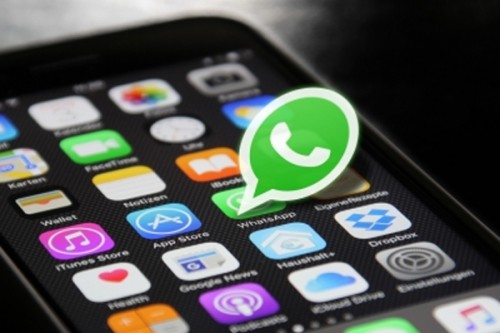 Users can now convert images into stickers on WhatsApp for iOS
