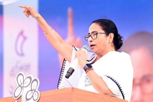 Trinamool's posters mocking Gyanesh Kumar surface near CM Mamata's residence