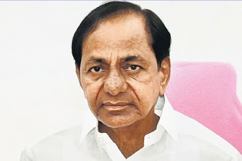 KCR's condition stable, daughter Kavitha visits hospital