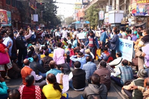 WBSSC job case: 'Untainted' teachers start hunger strike again near commission's office