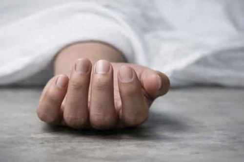 Four of family die in suspected food poisoning case in Mumbai