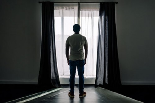 Slow tapering combined with therapy can effectively help stop antidepressants: Study