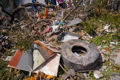 Mom said she will return: Aparna Mahadik's daughter waits, family shattered by AI plane crash