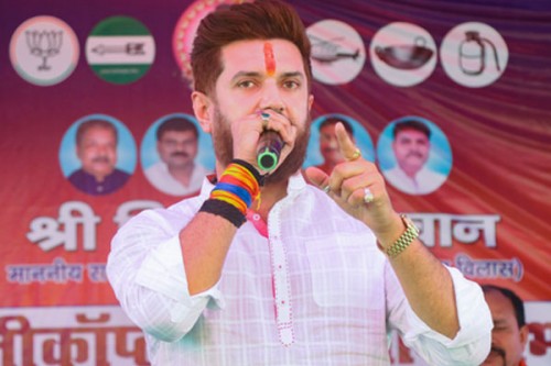 NDA leaders hit out at Mahagathbandhan's poll promises, say Bihar will not allow return of 'jungle raj'