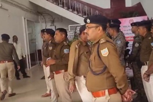 Jharkhand: Security tightened after bomb threat at Dhanbad Civil Court
