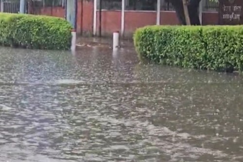 Showers of relief: Heavy rain cools NCR, brings respite from humid weather