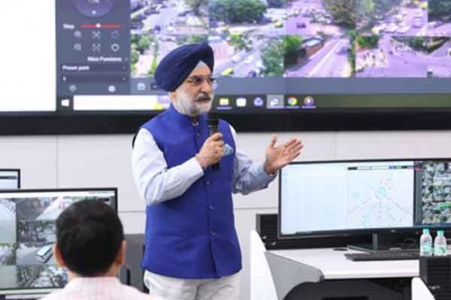 Delhi L-G Sandhu reviews summer action plan at integrated command centre