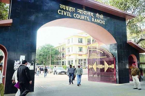 Jharkhand tender scam: Two retired engineers surrender before court, get conditional bail