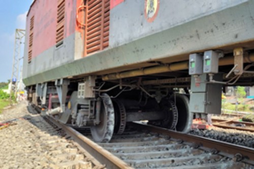 Delhi-Darbhanga Special Train derailed in West Champaran; no casualties