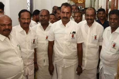 TN organ trade scandal: Wearing 'save the kidneys' badges, AIADMK MLAs protest in Assembly