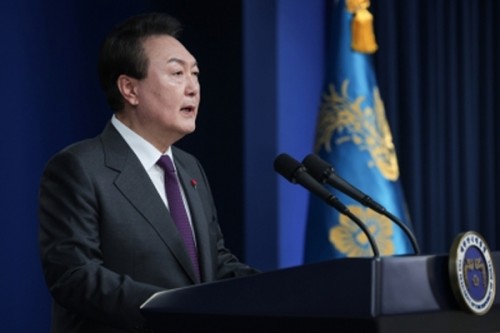 Korean President approval rating below 40% after 4 weeks