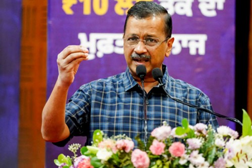 Kejriwal slams Gujarat govt over lathi charge on protesting livestock farmers in Sabarkantha