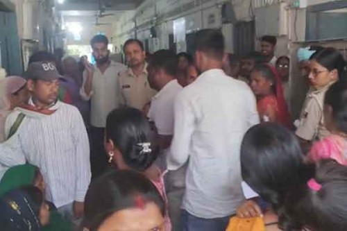 Child killed, 12 students injured as school van overturns in Bihar's Nawada