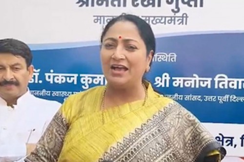 CM Gupta launches HPV vaccination drive; Delhi aims to vaccinate 1.6 lakh girls in three months