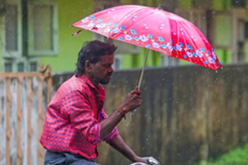 Heavy rains forecast for western TN districts today and tomorrow