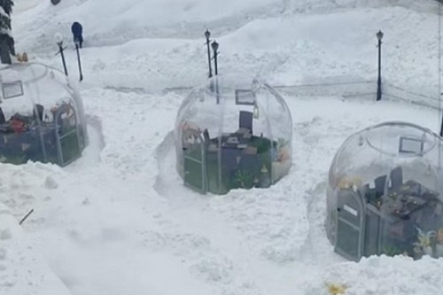 India's first glass igloo restaurant come up in J&K's Gulmarg
