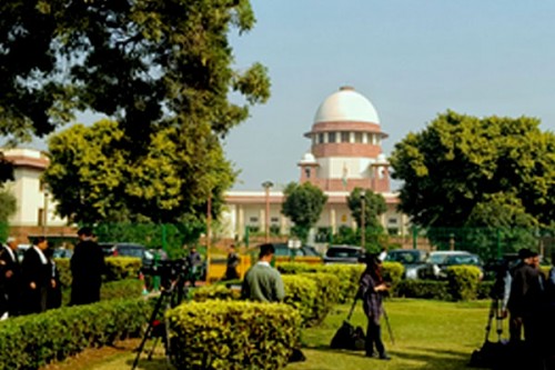 Supreme Court asks Centre to frame policy against foreign accused jumping bail