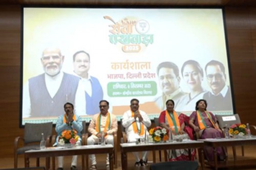 Delhi CM, BJP leaders attend workshop on Seva Pakhwada starting on Sep 17