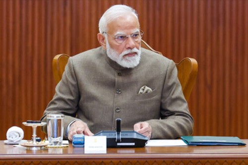 PM Modi reaches out to Bengal voters via open letter, promises state's economic revival