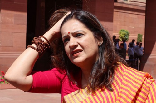 Affordable healthcare, education still distant dream: Priyanka Chaturvedi backs RSS chief's observations