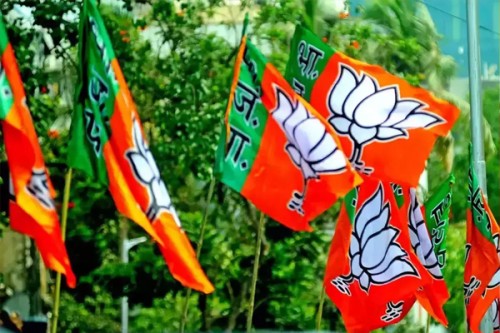 BJP issues whip to its MPs, asks them to be present in LS
