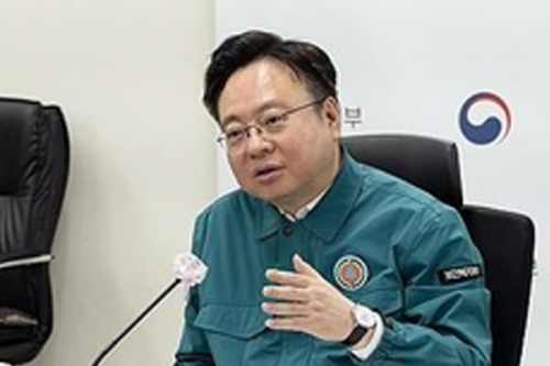 South Korea not to revoke striking doctors' licences for breakthrough