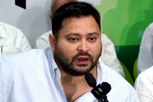 On Rakshabandhan, Tejashwi woos 'sisters of Bihar' promising several women-centric schemes