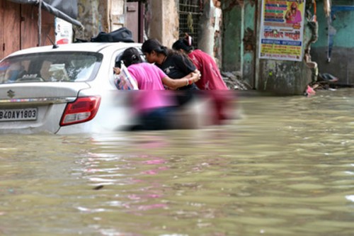 Rahul Gandhi, MA Baby express grief over electrocution deaths in Kolkata