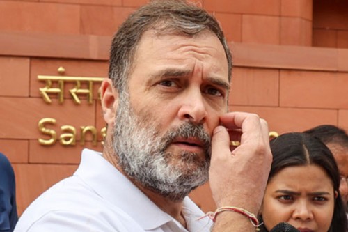 SC extends relief for Rahul Gandhi in Veer Savarkar defamation case