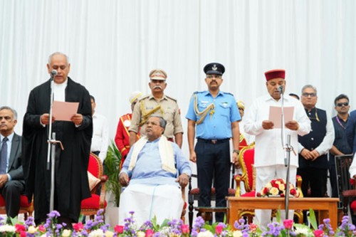 Justice Vibhu Bakhru takes oath as Chief Justice of Karnataka High Court