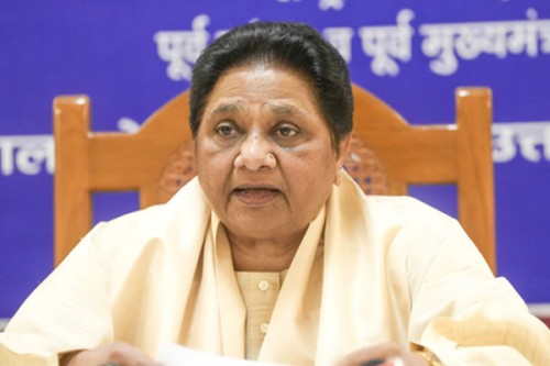 BJP welcomes Mayawati's praise for UP govt, SP hits back over Dalit remarks