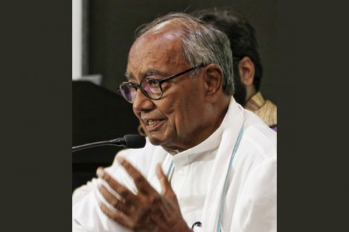 Digvijaya Singh to visit Harda, alleges police dragged girl students from hostels