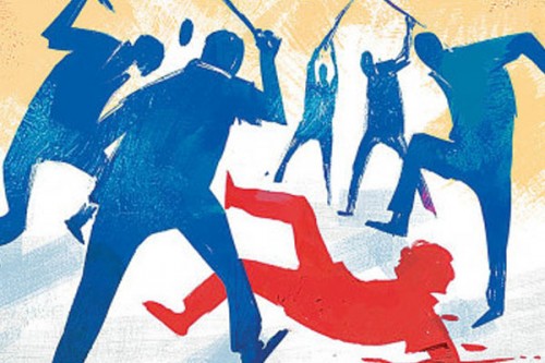 Mob, including women, assaults cop in Indore over 'misconduct'