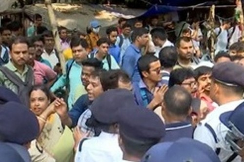 Crucial meeting between Bengal Education Minister with school job losers today