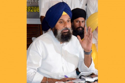 Punjab Vigilance raids residence of Akali leader Majithia in drug case