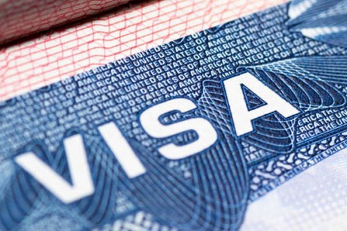 H-1B Visa Fee Hike May Raise Costs, But Indian IT Firms Likely to Adapt