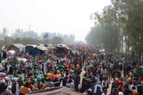 Security beefed up at Delhi-Gurugram border amid farmers' protest