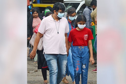 Gujarat records 235 new Covid cases, health officials advise precautions