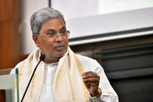 Ask Shivakumar, says CM Siddaramaiah on Bengaluru pothole deadline ending today